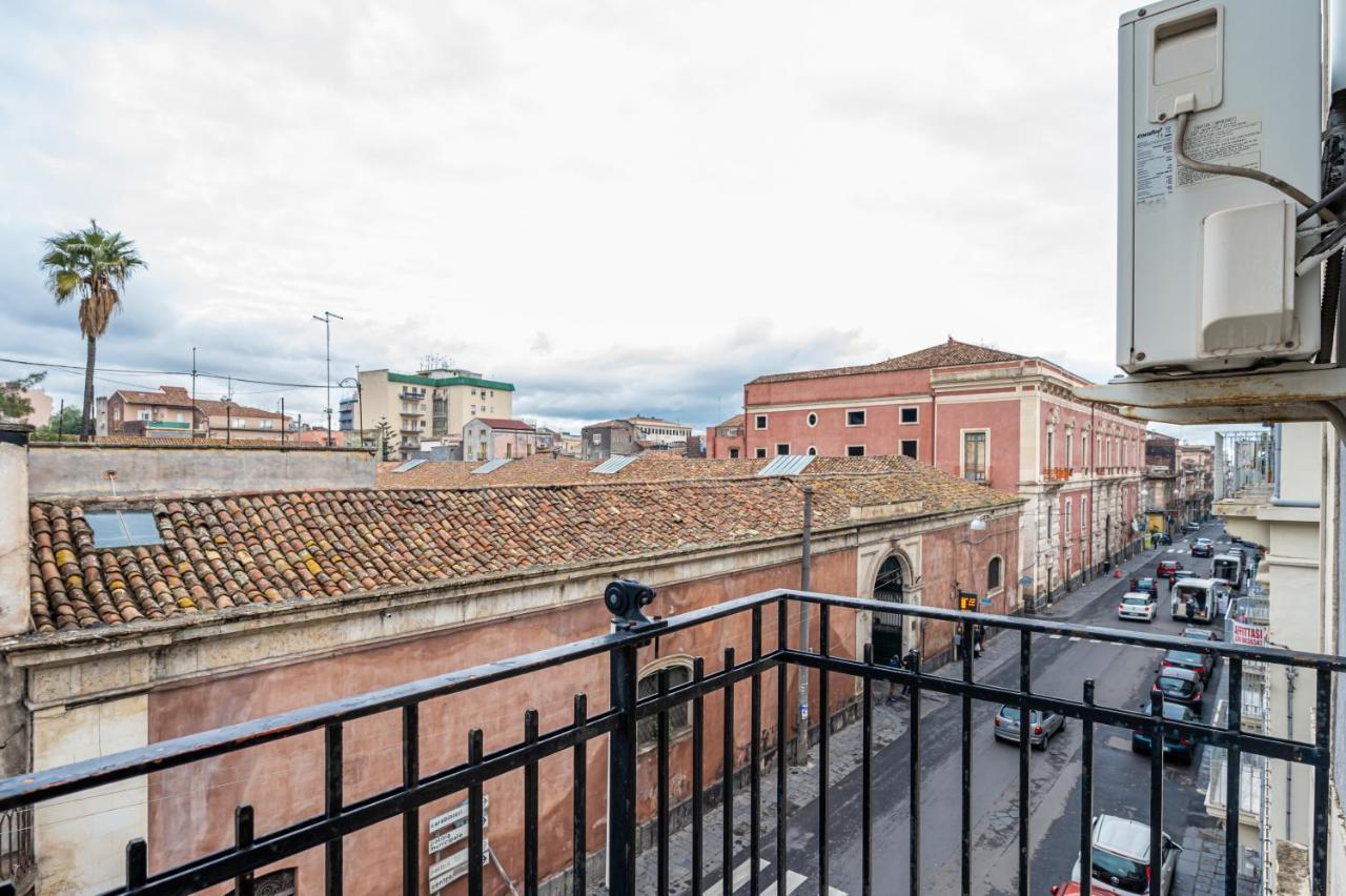 Catania Central And Comfy Apartments Exterior photo