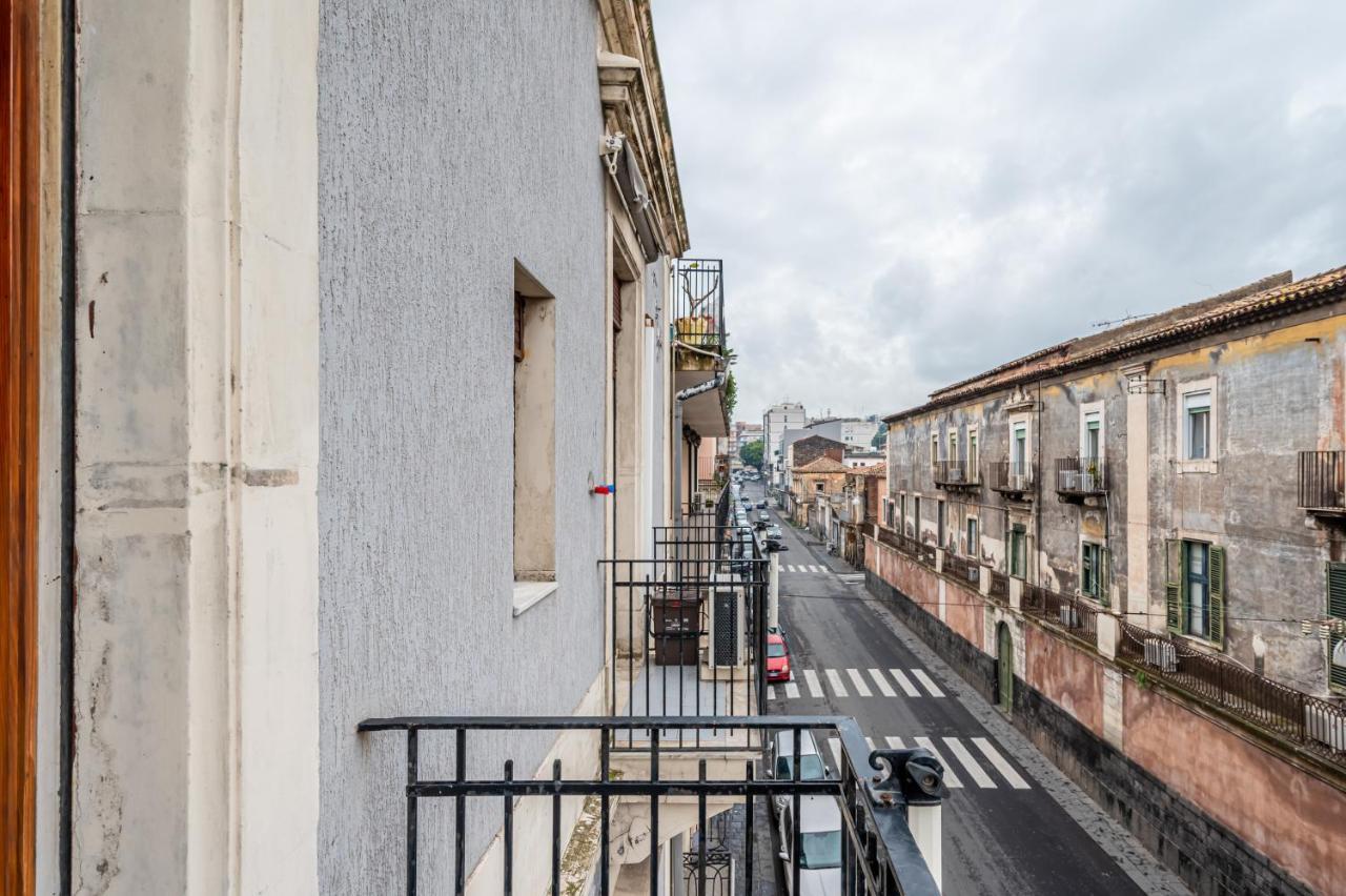 Catania Central And Comfy Apartments Exterior photo